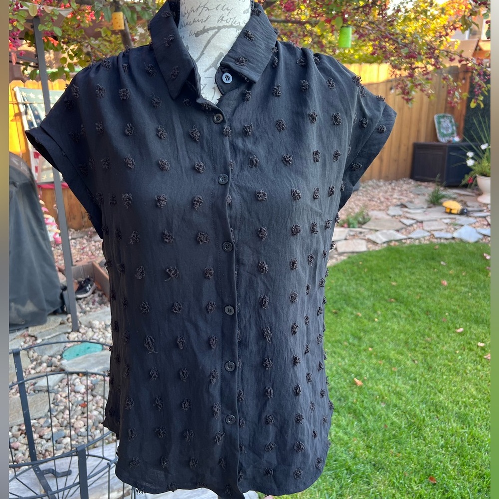 Elegant Black Textured Women's Top